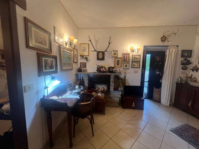 Casa Semindipendente in vendita a Marta