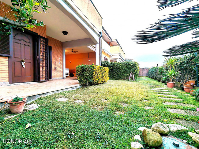 Villa a schiera in vendita a Anzio