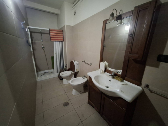 Negozio in affitto a Roma