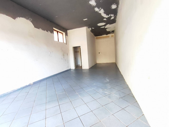 Negozio in affitto a Roma