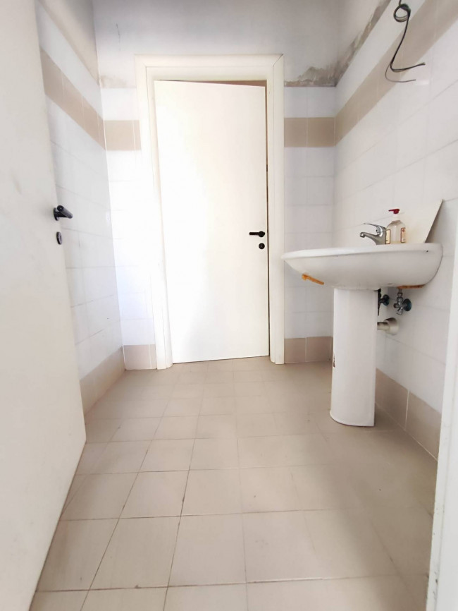 Negozio in affitto a Roma