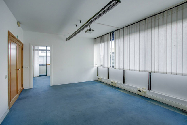 Ufficio in affitto a Roma