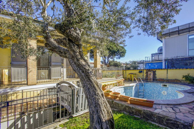 Villa singola in vendita a Ardea