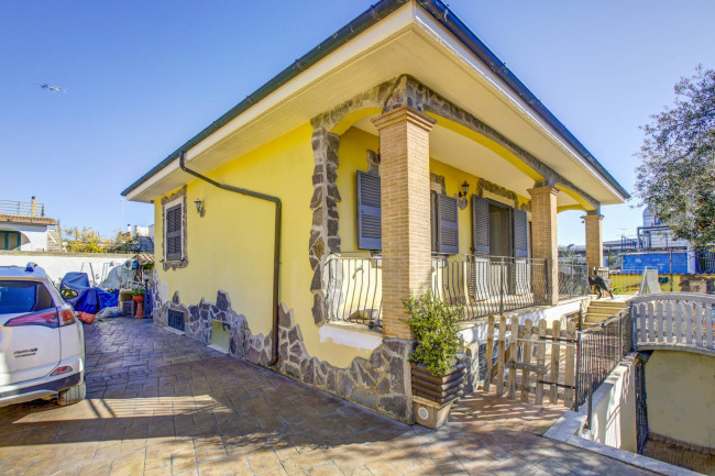 Villa singola in vendita a Ardea