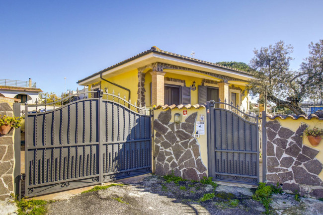 Villa singola in vendita a Ardea