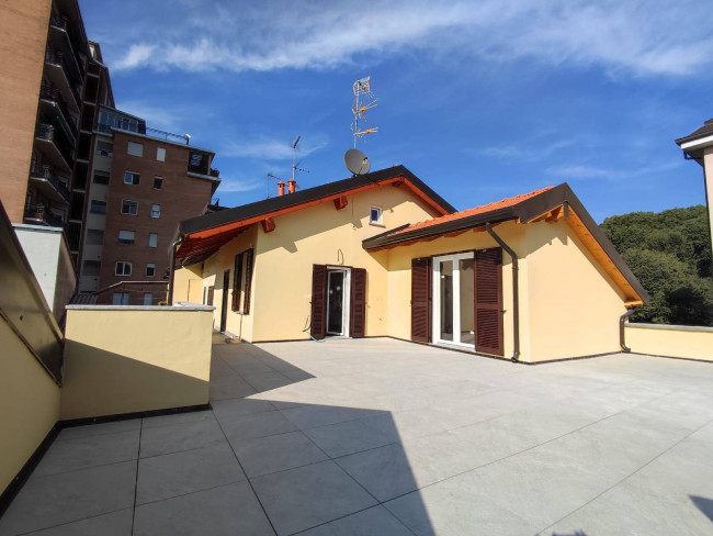 Appartamento in vendita a Rho