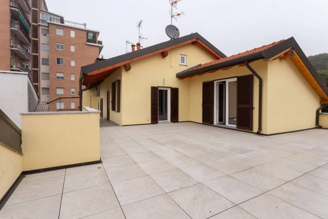 Appartamento in vendita a Rho