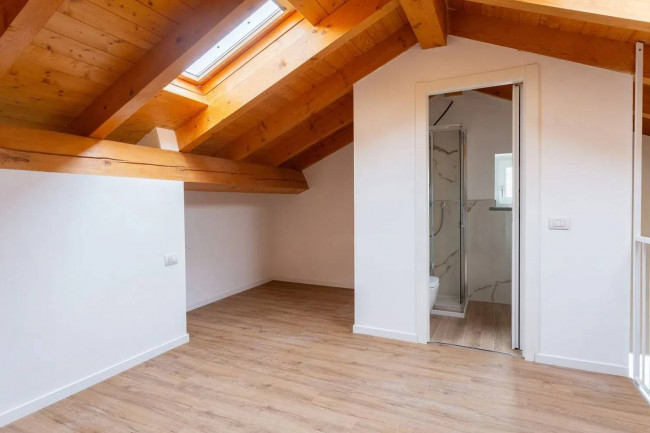 Appartamento in vendita a Rho