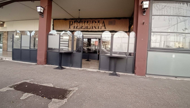 Attività Commerciale in vendita a Pomezia