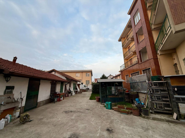 Appartamento in affitto a Baranzate