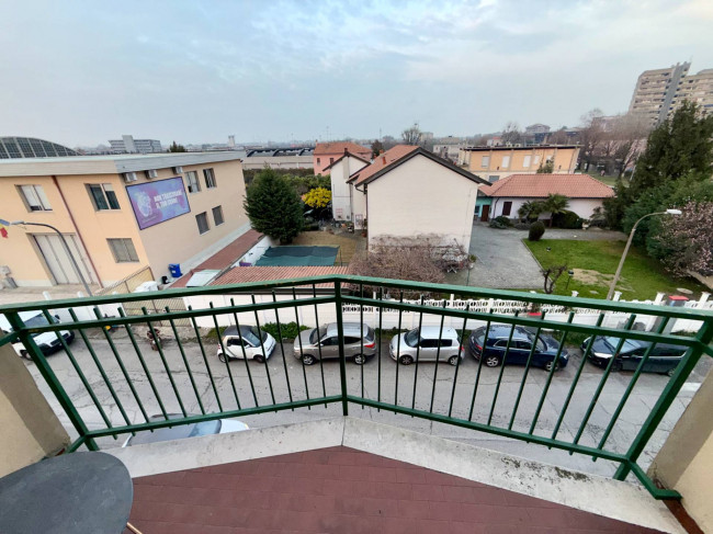 Appartamento in affitto a Baranzate