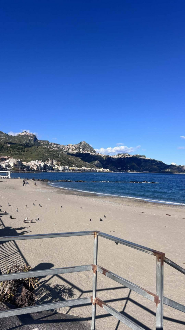 Casa Semindipendente in vendita a Giardini-Naxos