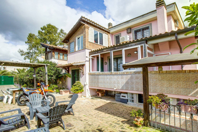 Villa a schiera in vendita a Roma