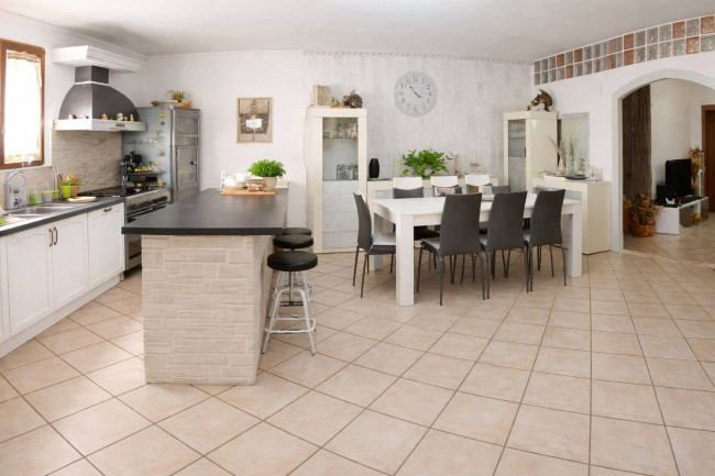 Villa singola in vendita a Ardea