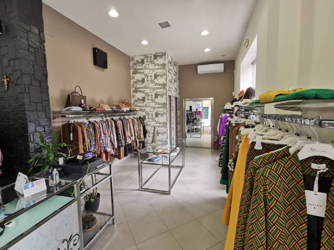 Locale Commerciale in vendita a Trapani
