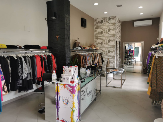 Locale Commerciale in vendita a Trapani