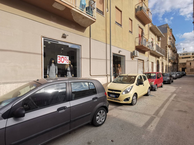 Locale Commerciale in vendita a Trapani