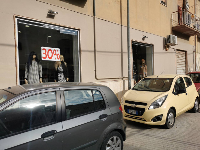 Locale Commerciale in vendita a Trapani