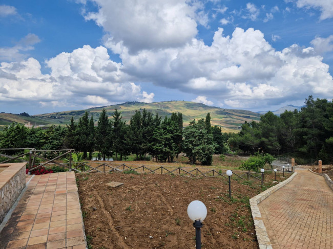 Cascina/Casale in vendita a Castellammare del Golfo