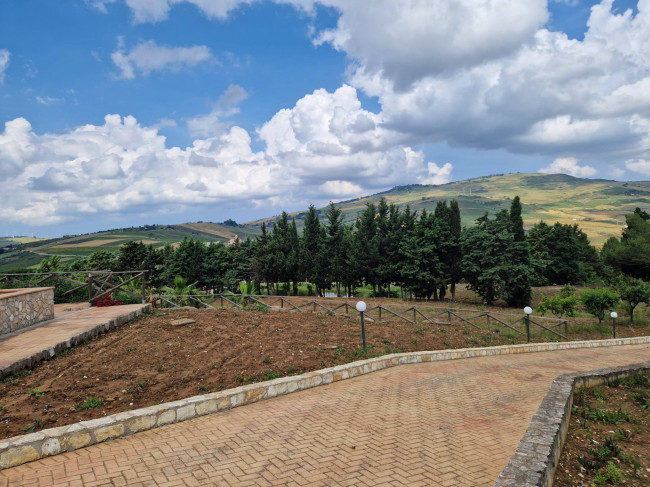 Cascina/Casale in vendita a Castellammare del Golfo