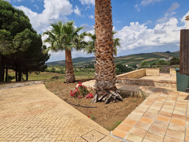 Cascina/Casale in vendita a Castellammare del Golfo