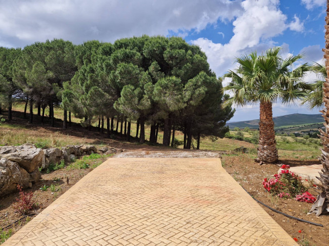 Cascina/Casale in vendita a Castellammare del Golfo