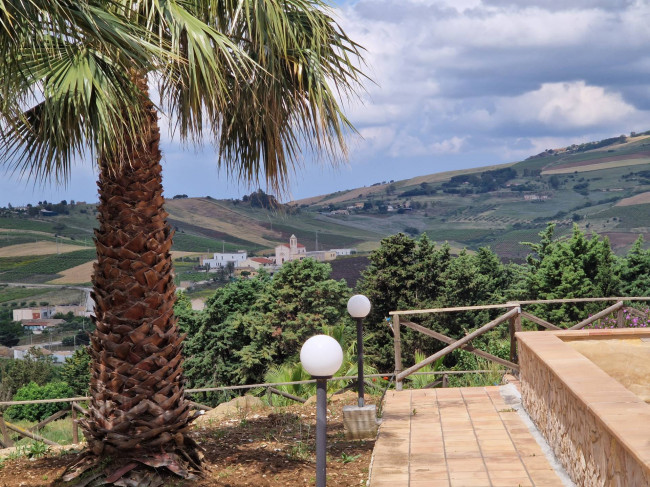 Cascina/Casale in vendita a Castellammare del Golfo