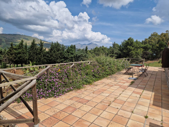 Cascina/Casale in vendita a Castellammare del Golfo