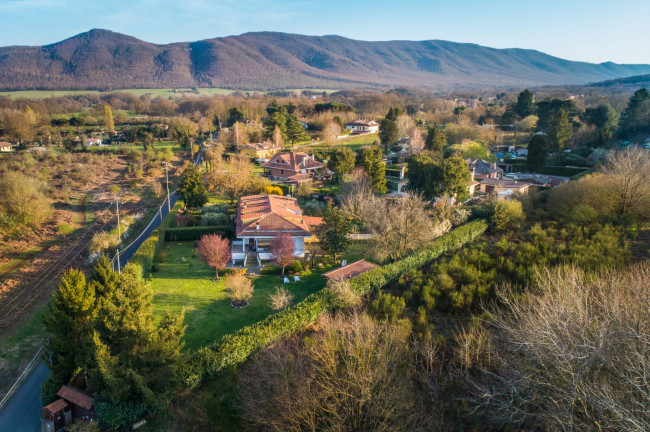 Villa bifamiliare in vendita a Rocca Priora