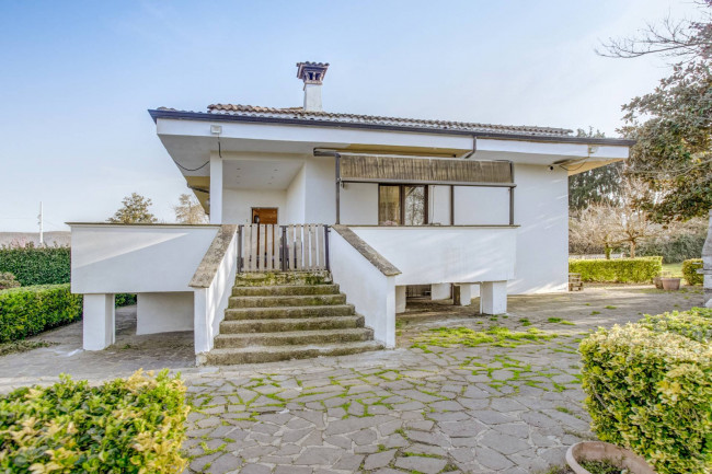 Villa bifamiliare in vendita a Rocca Priora