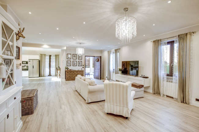 Villa bifamiliare in vendita a Rocca Priora