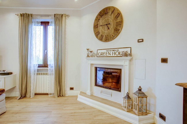 Villa bifamiliare in vendita a Rocca Priora