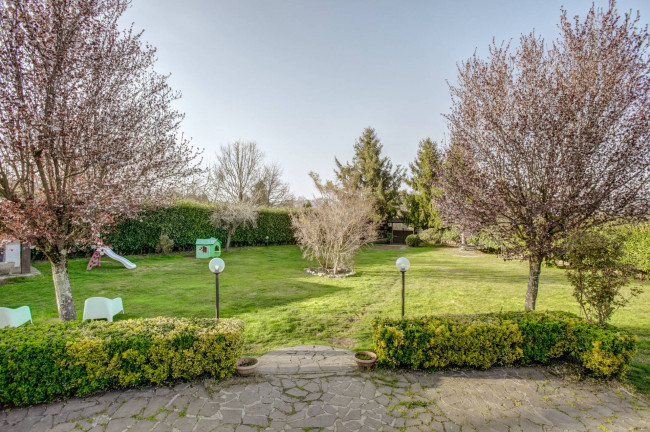 Villa bifamiliare in vendita a Rocca Priora