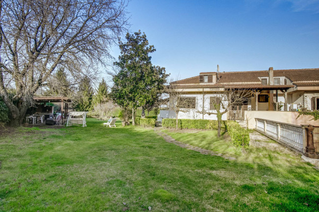 Villa bifamiliare in vendita a Rocca Priora