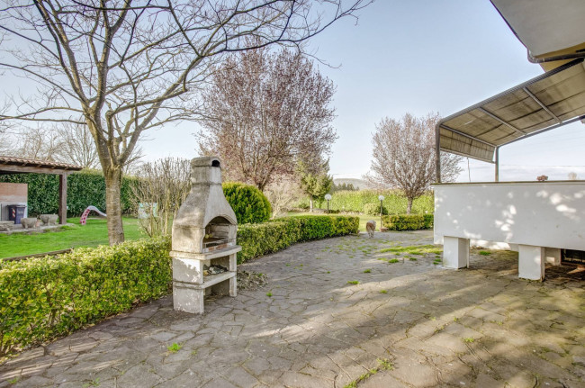 Villa bifamiliare in vendita a Rocca Priora