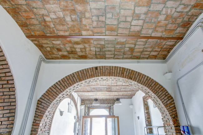 Locale Commerciale in affitto a Civitavecchia