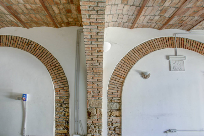 Locale Commerciale in affitto a Civitavecchia