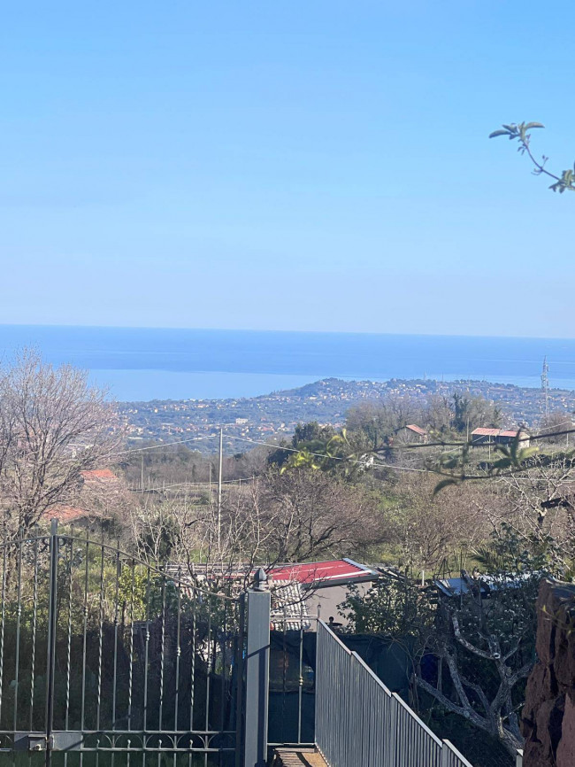 Terreno in vendita a Trecastagni