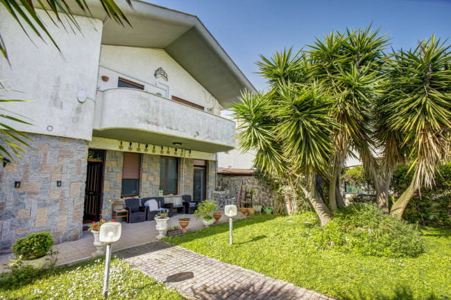 Villa singola in vendita a Ardea