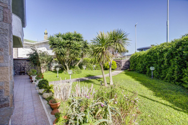 Villa singola in vendita a Ardea