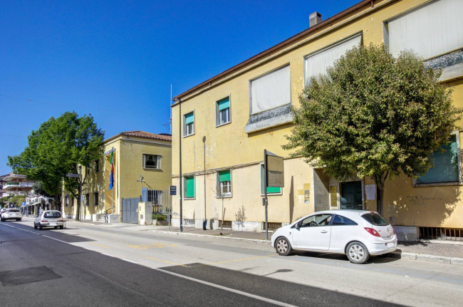 Appartamento in vendita a Pomezia