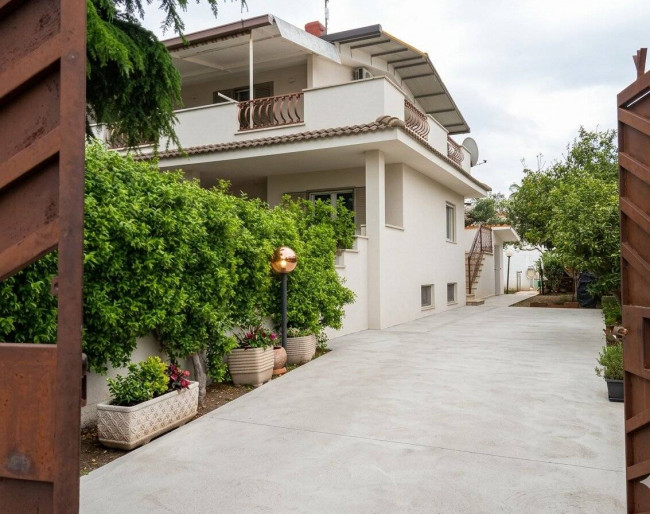 Porzione di villa in vendita a Ardea