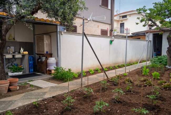 Porzione di villa in vendita a Ardea