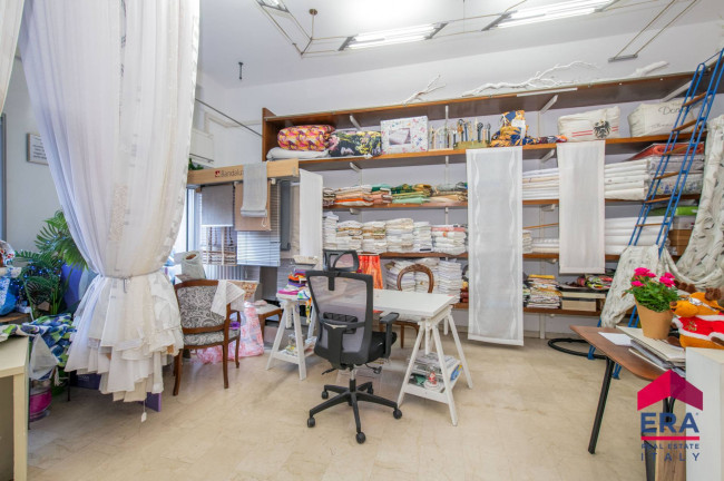 Negozio in vendita a Milano