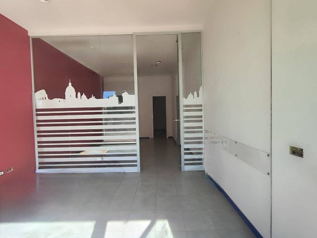 Negozio in affitto a Roma
