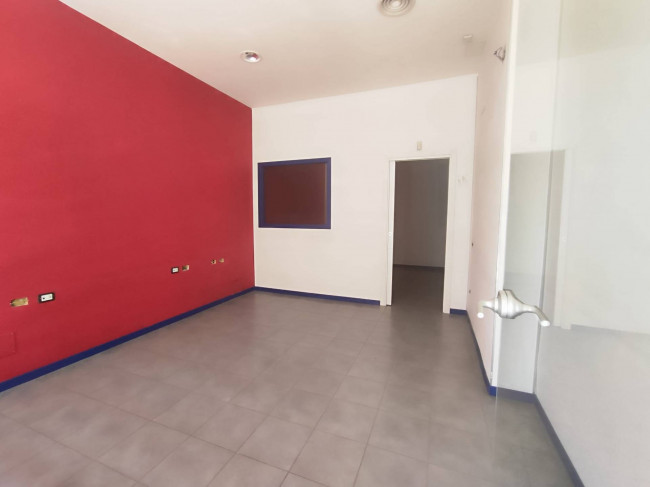 Negozio in affitto a Roma