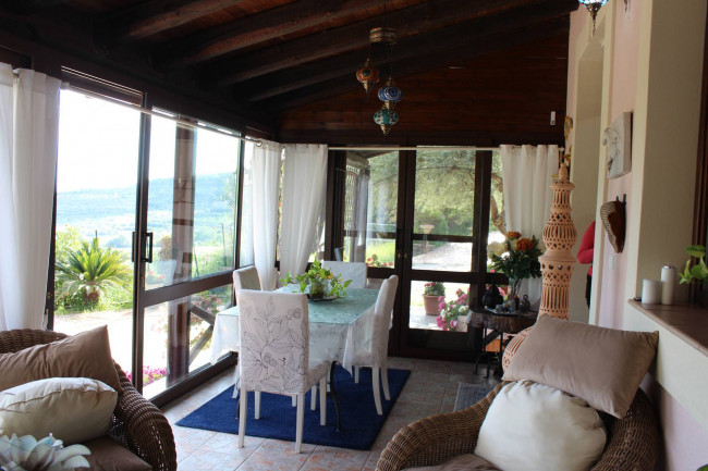 Villa singola in vendita a Agira