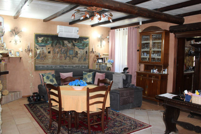 Villa singola in vendita a Agira
