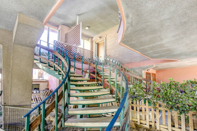 Villa bifamiliare in vendita a Roma