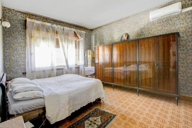 Villa bifamiliare in vendita a Roma